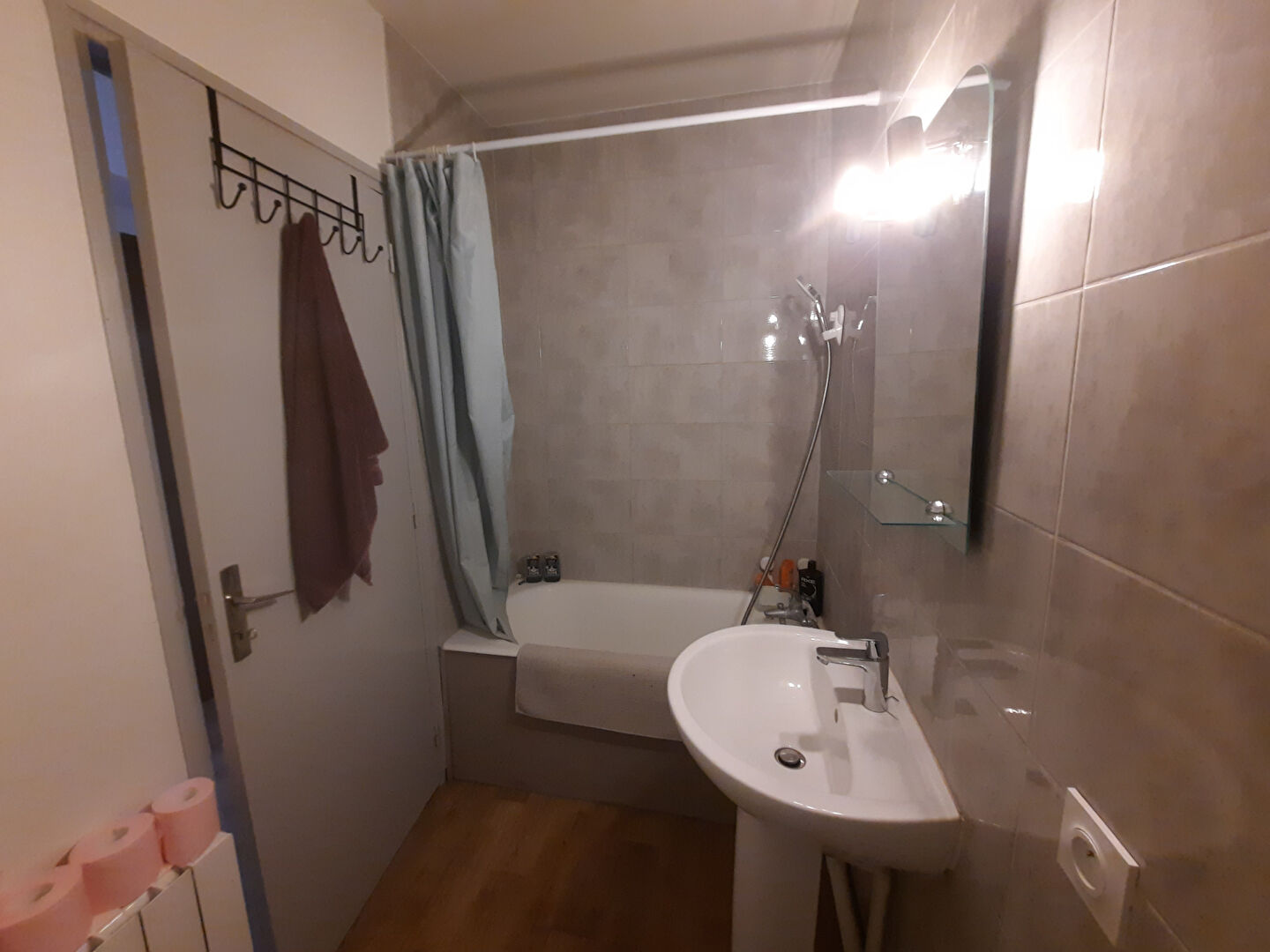 Photo 3